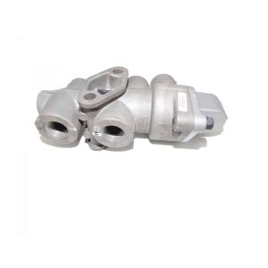 Bendix Tractor Protection Valve. Ports: 3/8 NPT Control, 1/4 & 1/2 NPT Stoplight Switch & Tractor Control. Part # BW 065706 From TTP.